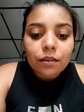 Snapshot of stefanie010 chatting on 12-23-24, 03:33 stefanie010 online show from 12-23-24, 03:33