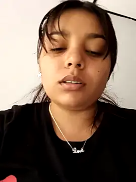 Snapshot of stefanie010 chatting on 12-29-24, 03:46 stefanie010 online show from 12-29-24, 03:46