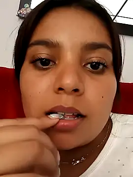 Snapshot of stefanie010 chatting on 01-21-25, 06:12 stefanie010 online show from 01-21-25, 06:12