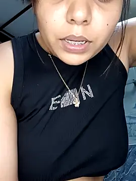 Snapshot of stefanie010 chatting on 09-09-25, 04:17 stefanie010 online show from 09-09-25, 04:17