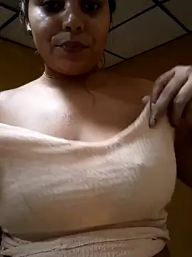 stefanie010 online show from 02-02-26, 07:12