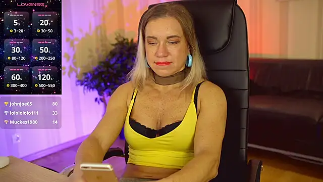 Violet Adler online show from 02-27-25, 07:04