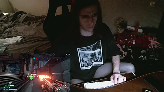 Snapshot of izilizi_23 chatting on 12-12-24, 07:15 izilizi 23 online show from 12-12-24, 07:15