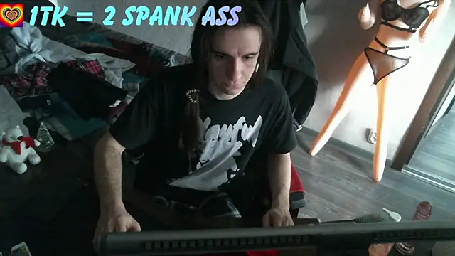 Snapshot of izilizi_23 chatting on 12-21-25, 09:38 izilizi 23 online show from 12-21-25, 09:38