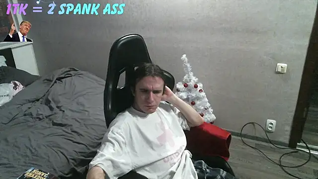 Snapshot of izilizi_23 chatting on 02-14-26, 07:10 izilizi 23 online show from 02-14-26, 07:10