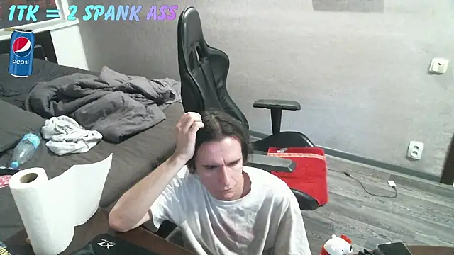 izilizi 23 online show from 06-26-26, 05:06