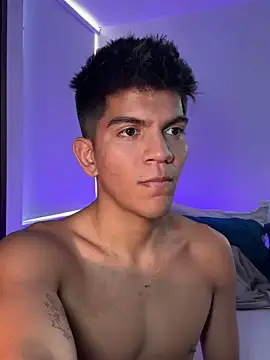 santiago 01 online show from 12-10-24, 09:11