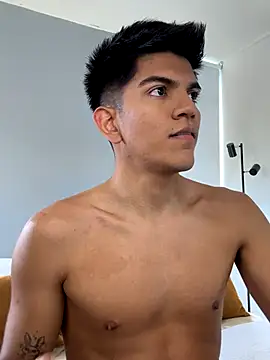 santiago 01 online show from 12-03-25, 07:34