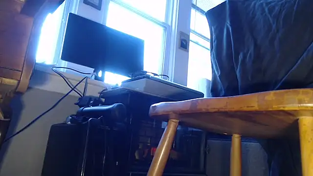 torpedo19086 online show from 10-10-25, 11:42