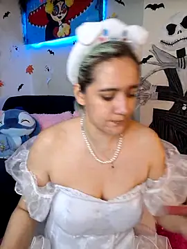 NaomiShimizu online show from 10-30-25, 09:04