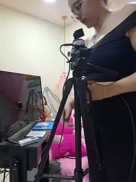 NaomiShimizu online show from 03-30-26, 07:48