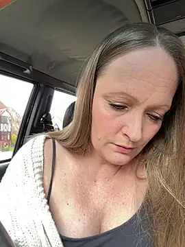 HoneyBluex online show from 02-27-25, 01:38