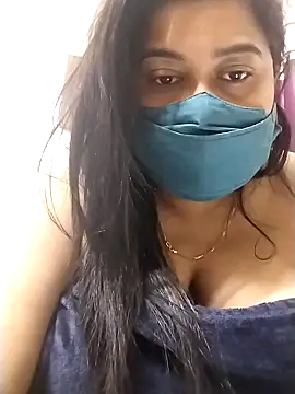 Snapshot of indianlisa5 chatting on 01-28-25, 04:29 indianlisa5 online show from 01-28-25, 04:29