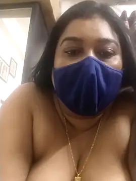 Snapshot of indianlisa5 chatting on 09-20-25, 12:44 indianlisa5 online show from 09-20-25, 12:44