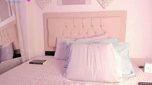 daiana curly online show from 03-01-25, 05:49