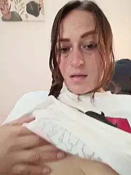 Snapshot of JadeHiilton chatting on 02-27-26, 06:19 JadeHiilton online show from 02-27-26, 06:19