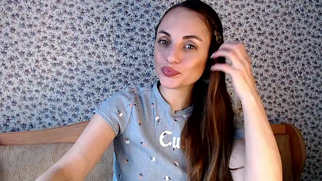 Snapshot of Tinadream20 chatting on 01-15-26, 11:37 Tinadream20 online show from 01-15-26, 11:37