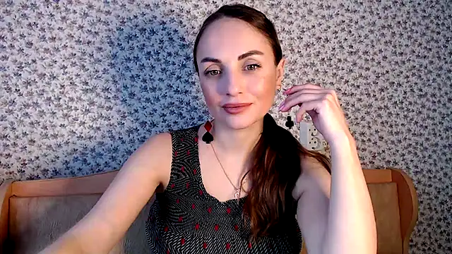 Snapshot of Tinadream20 chatting on 03-04-26, 06:08 Tinadream20 online show from 03-04-26, 06:08