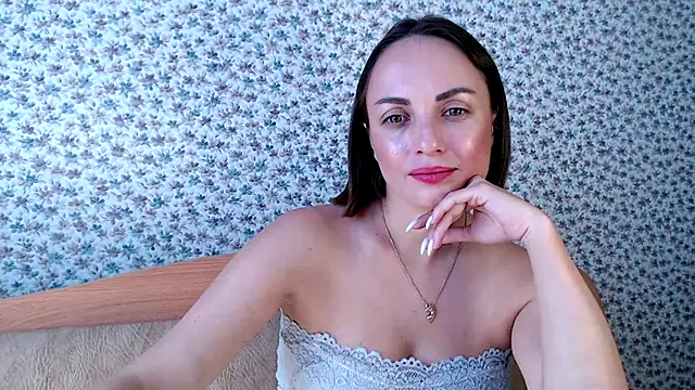Snapshot of Tinadream20 chatting on 05-22-26, 06:42 Tinadream20 online show from 05-22-26, 06:42