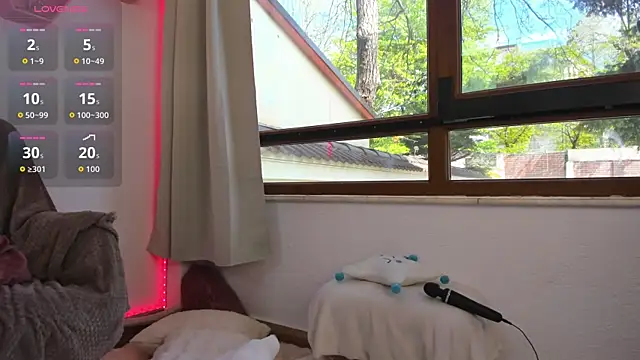 Awesome Jolie online show from 04-20-26, 08:39