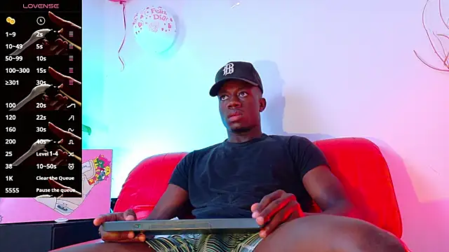 Snapshot of mike_wallace chatting on 03-05-25, 02:46 mike wallace online show from 03-05-25, 02:46