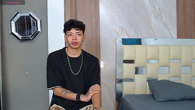 Harry jhonsson online show from 03-08-26, 01:03