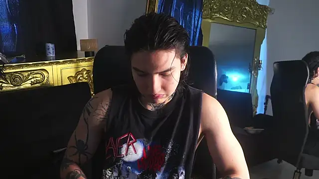 dantecoppolaa  online show from 01-11-25, 05:07