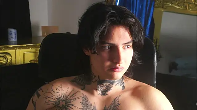 dantecoppolaa  online show from 01-12-25, 05:11