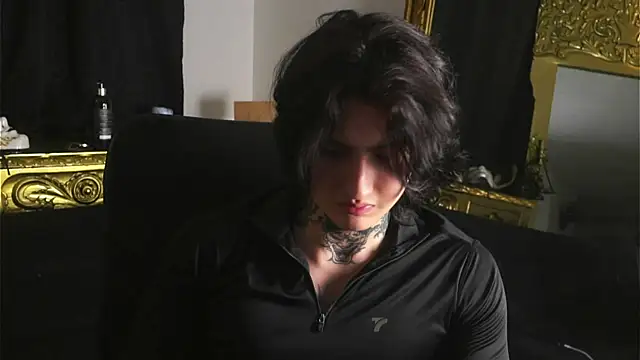 dantecoppolaa  online show from 01-18-25, 12:13