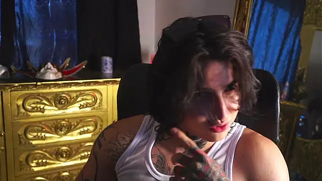 dantecoppolaa  online show from 01-31-25, 07:40