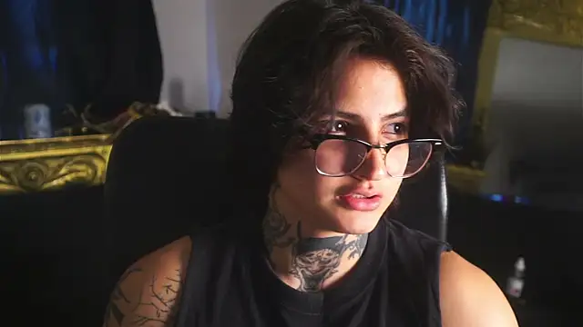 dantecoppolaa  online show from 02-18-25, 02:49