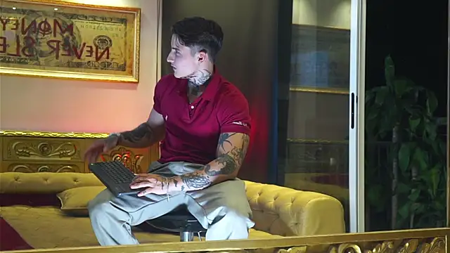 dantecoppolaa  online show from 05-20-26, 12:06