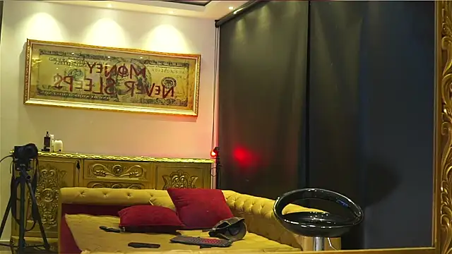 dantecoppolaa  online show from 06-18-26, 01:06