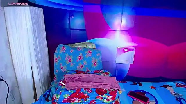 Cristalxxts online show from 01-08-26, 06:43