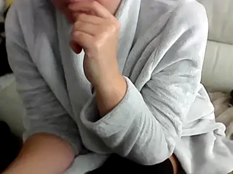 Snapshot of DragoneSFR chatting on 01-24-25, 10:53 DragoneSFR online show from 01-24-25, 10:53