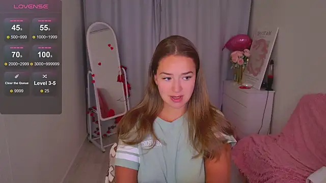 Snapshot of LovelyJessie chatting on 02-17-26, 01:51 LovelyJessie online show from 02-17-26, 01:51