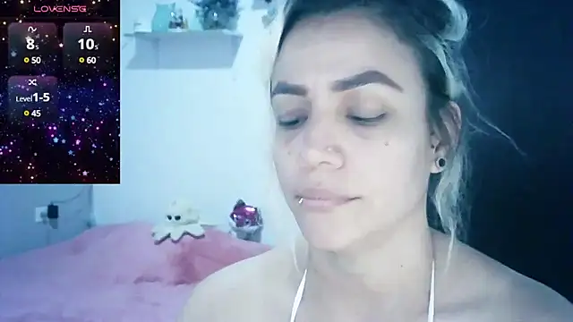 Snapshot of LuCKy_JoK chatting on 12-19-24, 02:46 LuCKy JoK online show from 12-19-24, 02:46