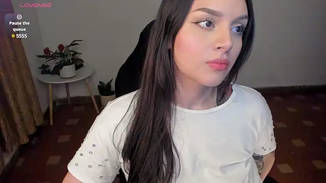 Snapshot of anaveleeez chatting on 03-20-25, 07:03 anaveleeez online show from 03-20-25, 07:03