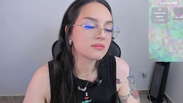 anaveleeez online show from 05-27-26, 10:51