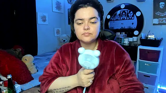 Luise Meyrink online show from 10-21-25, 03:07