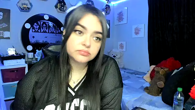 Luise Meyrink online show from 10-25-25, 02:52