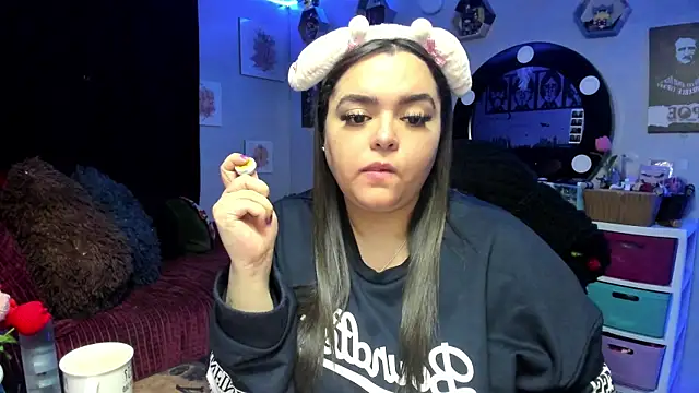 Luise Meyrink online show from 03-26-26, 03:01