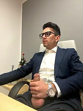 Snapshot of masterboss_ chatting on 12-06-24, 12:38 masterboss online show from 12-06-24, 12:38