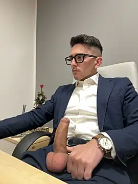 Snapshot of masterboss_ chatting on 12-09-24, 12:40 masterboss online show from 12-09-24, 12:40