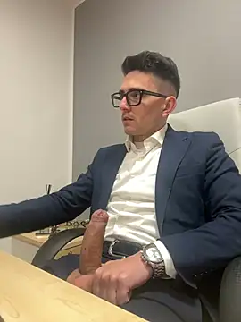 Snapshot of masterboss_ chatting on 01-14-25, 12:56 masterboss online show from 01-14-25, 12:56