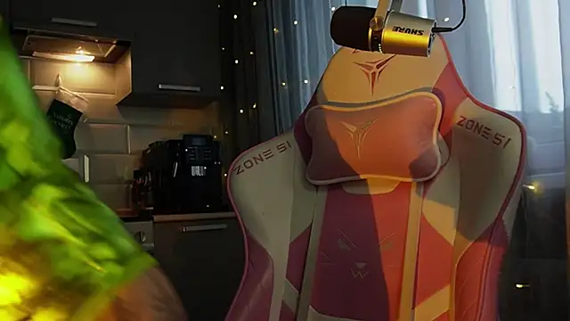 BOOLOCHKAA online show from 12-23-24, 08:33