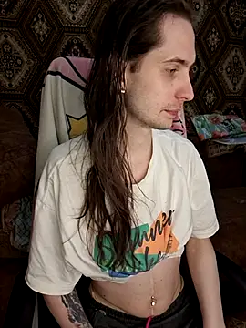 Nikki Sandy online show from 02-16-25, 03:15