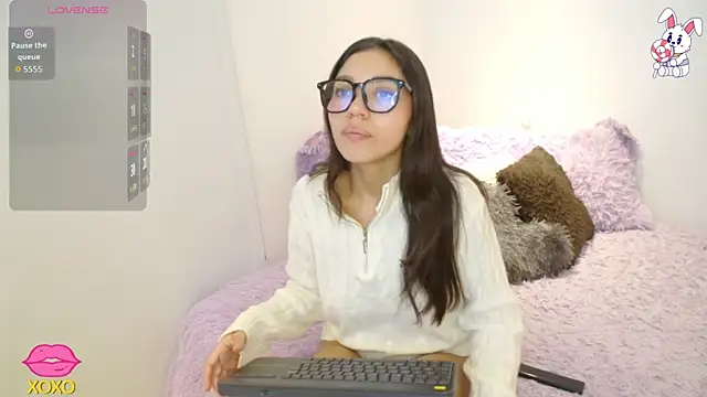 Maiaa evans online show from 04-06-26, 04:57