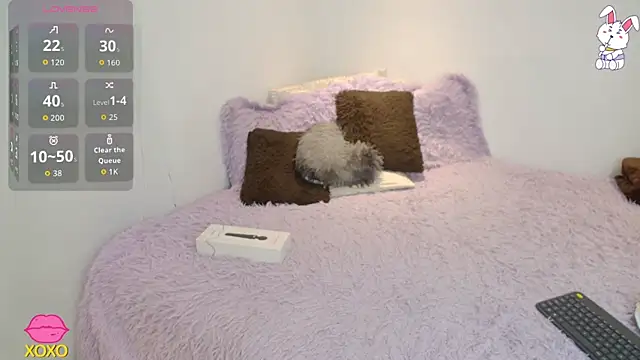 Maiaa evans online show from 04-10-26, 03:23