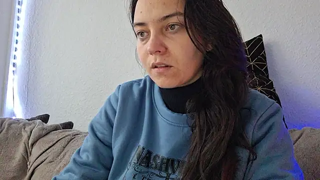 Cyndee Winter online show from 12-28-24, 01:49